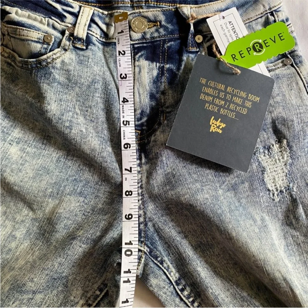 Indigo Rein NWT Super High Rise Straight Leg Above ankle Jeans Size (24X27)